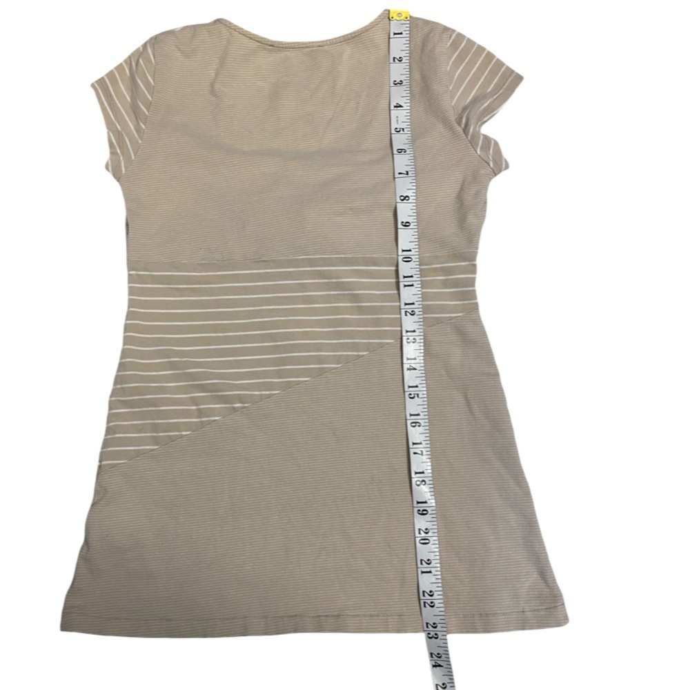 Smart Set Neutral Striped Knot Front Top Soft Beige Boho Fitted Tee Size Small - Picture 10 of 11